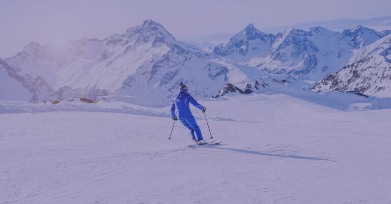 Narciarz w Deus Alpx, Francja